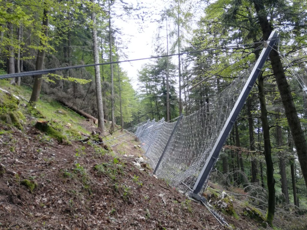 Messa in sicurezza versante monte Lefre
