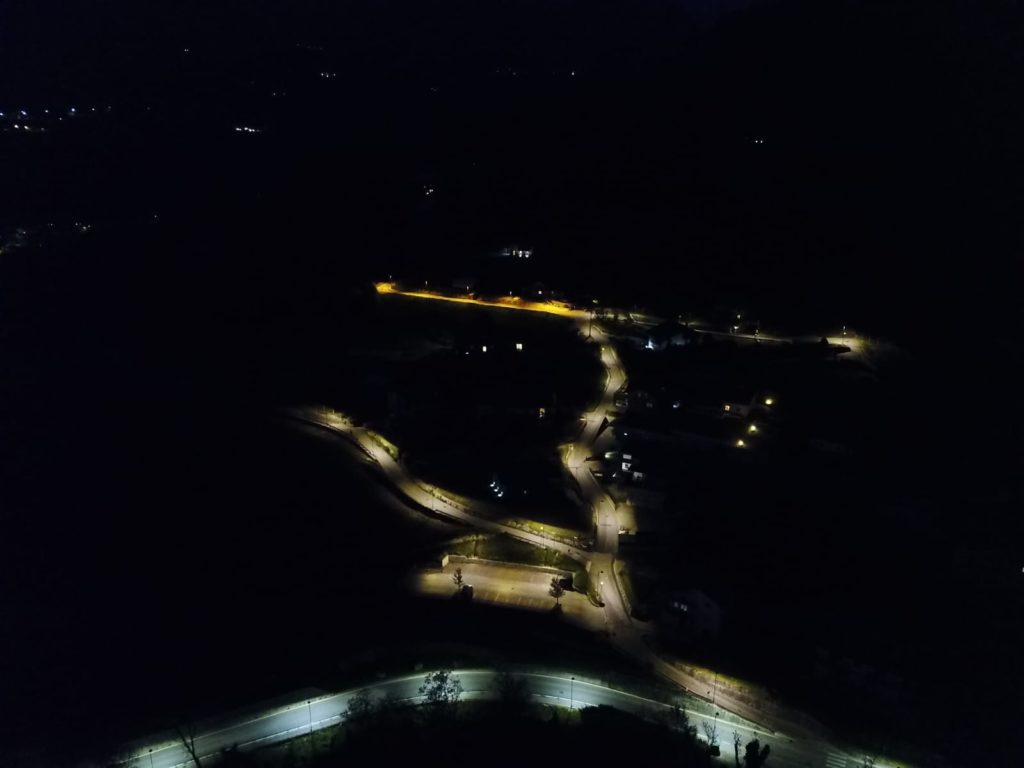 Illuminazione pubblica in via Scura